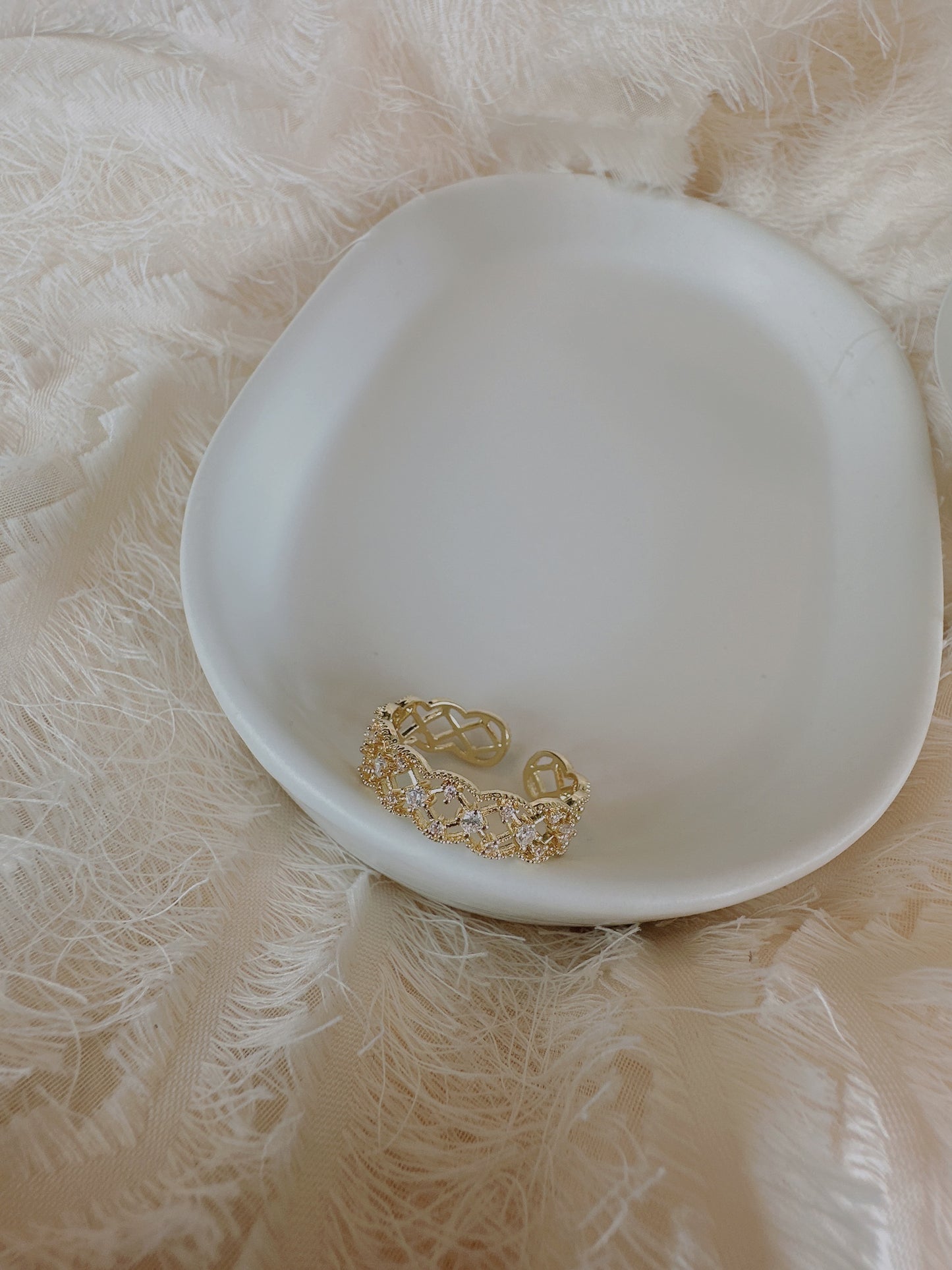 14k gold plated lace style adjustable ring