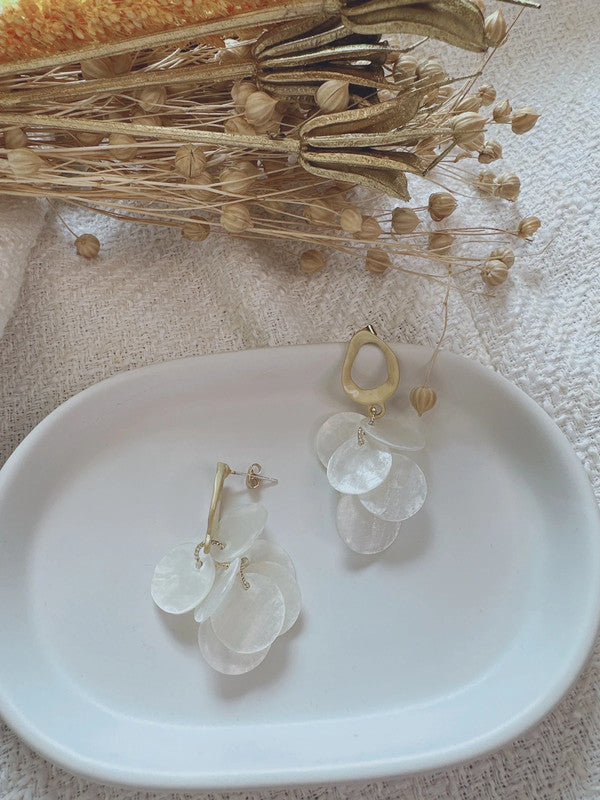 Soul Mate & - 925 Silver post earrings with shells