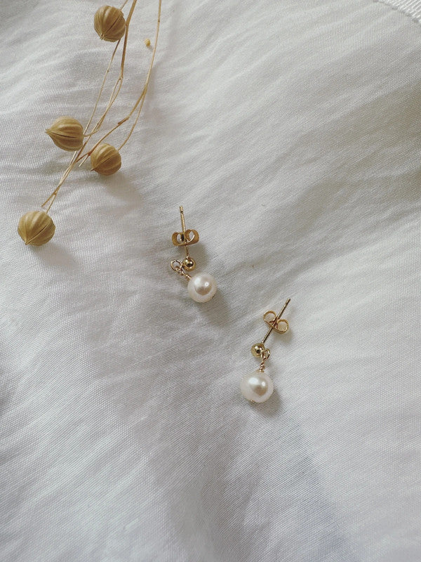 Soul Mate & Natural pearl mini earrings