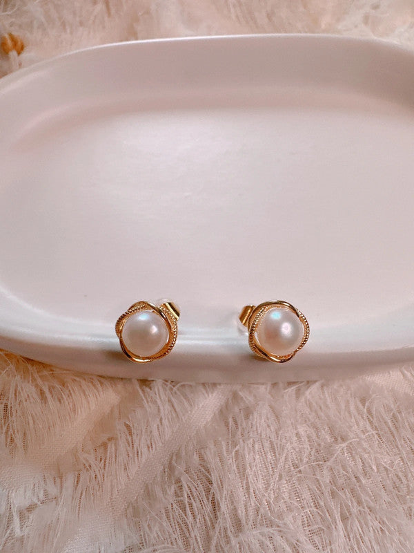 Soul Mate & 925 sterling Silver natural pearl mini earrings
