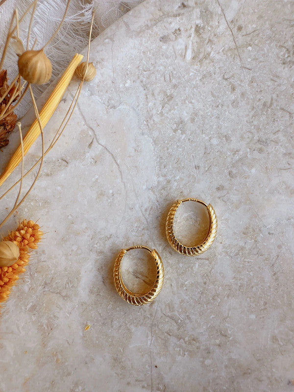 Soul Mate & 925 Silver post hoop earrings