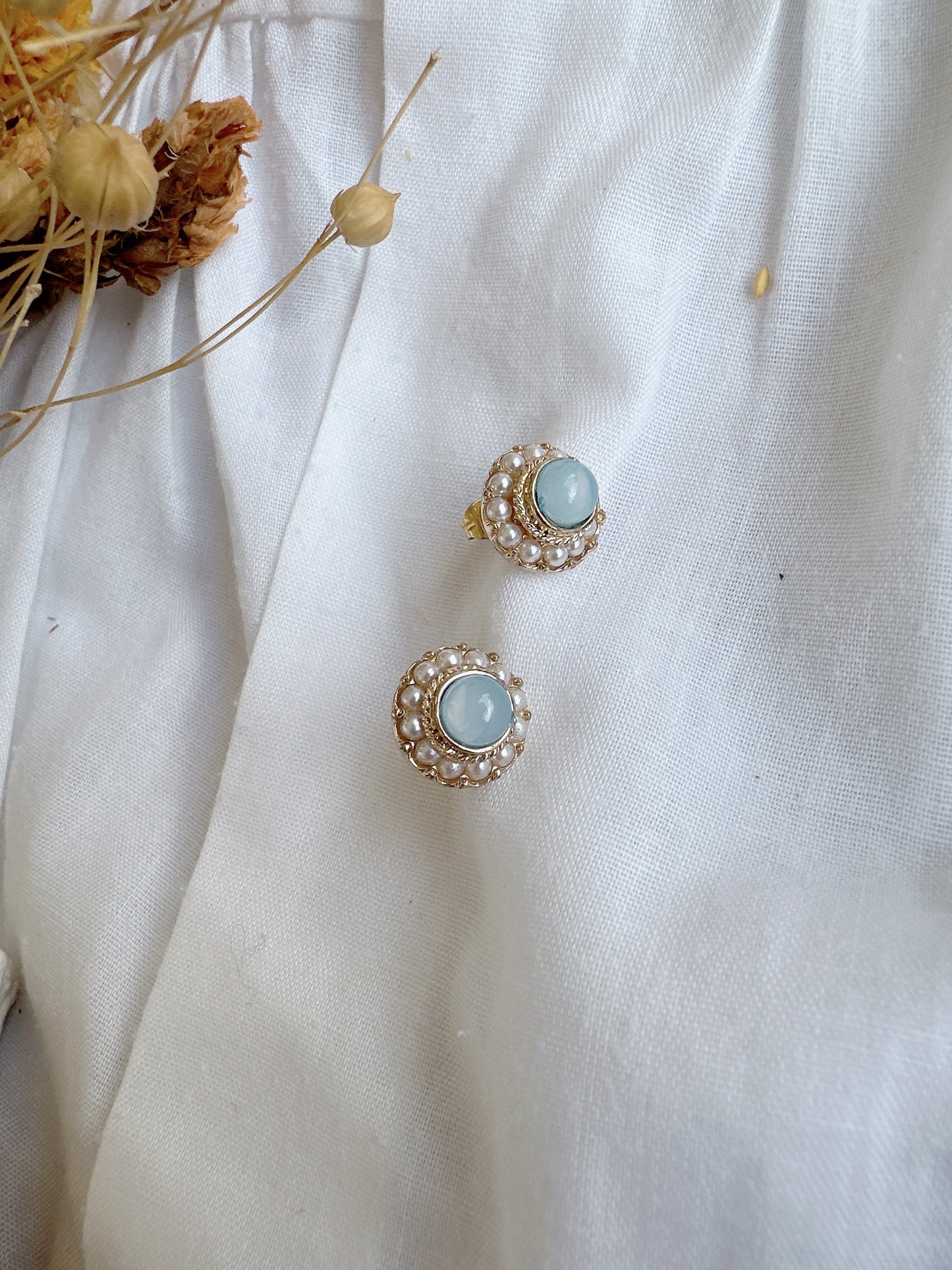 925 Silver post blue mini earrings