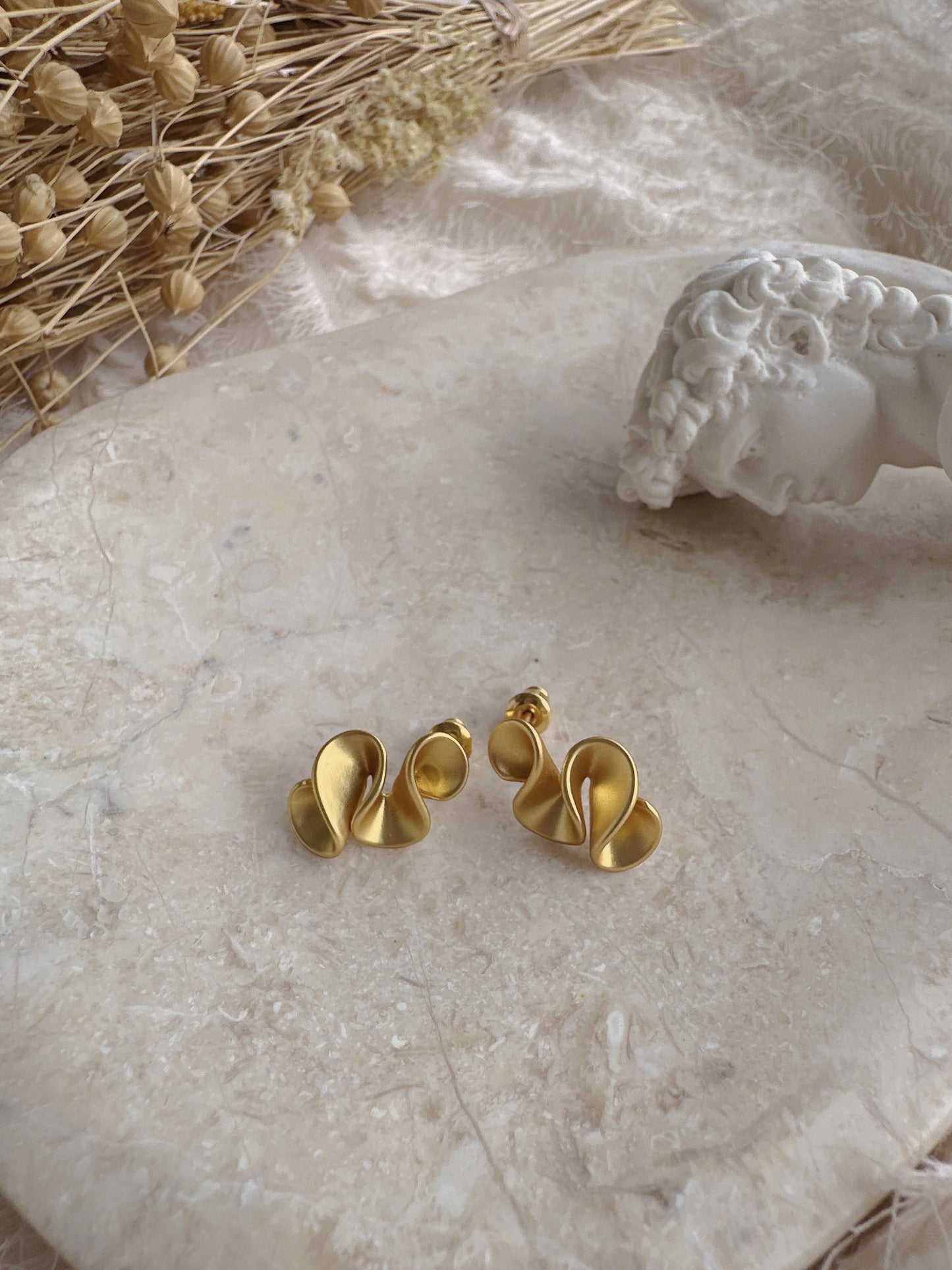 925 Silver post earrings