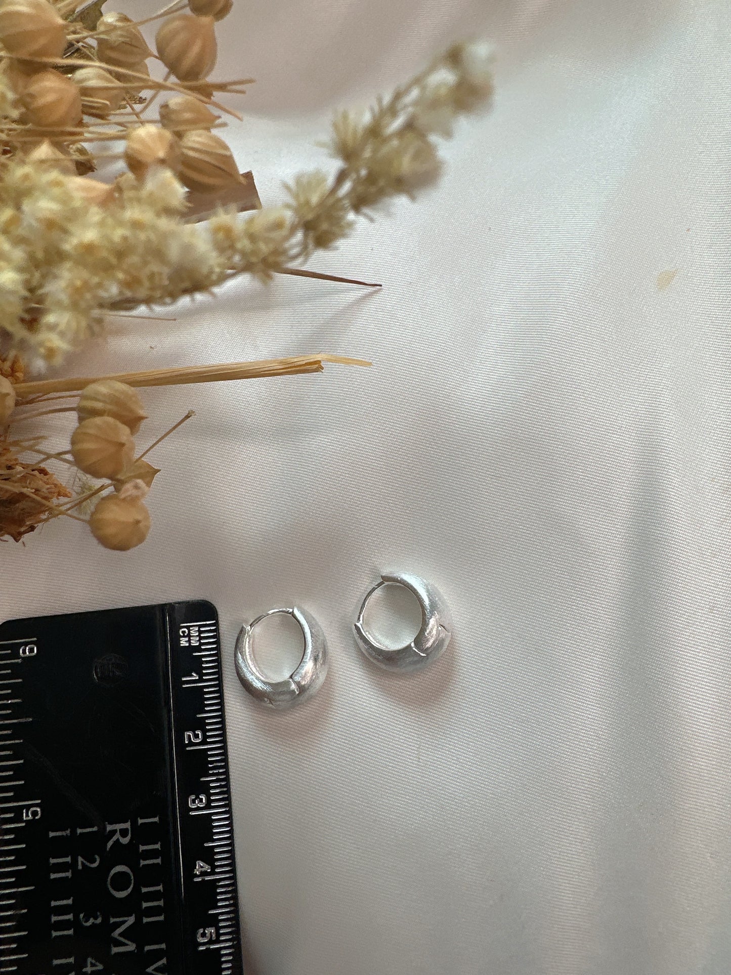925 Silver post minimalist earrings
