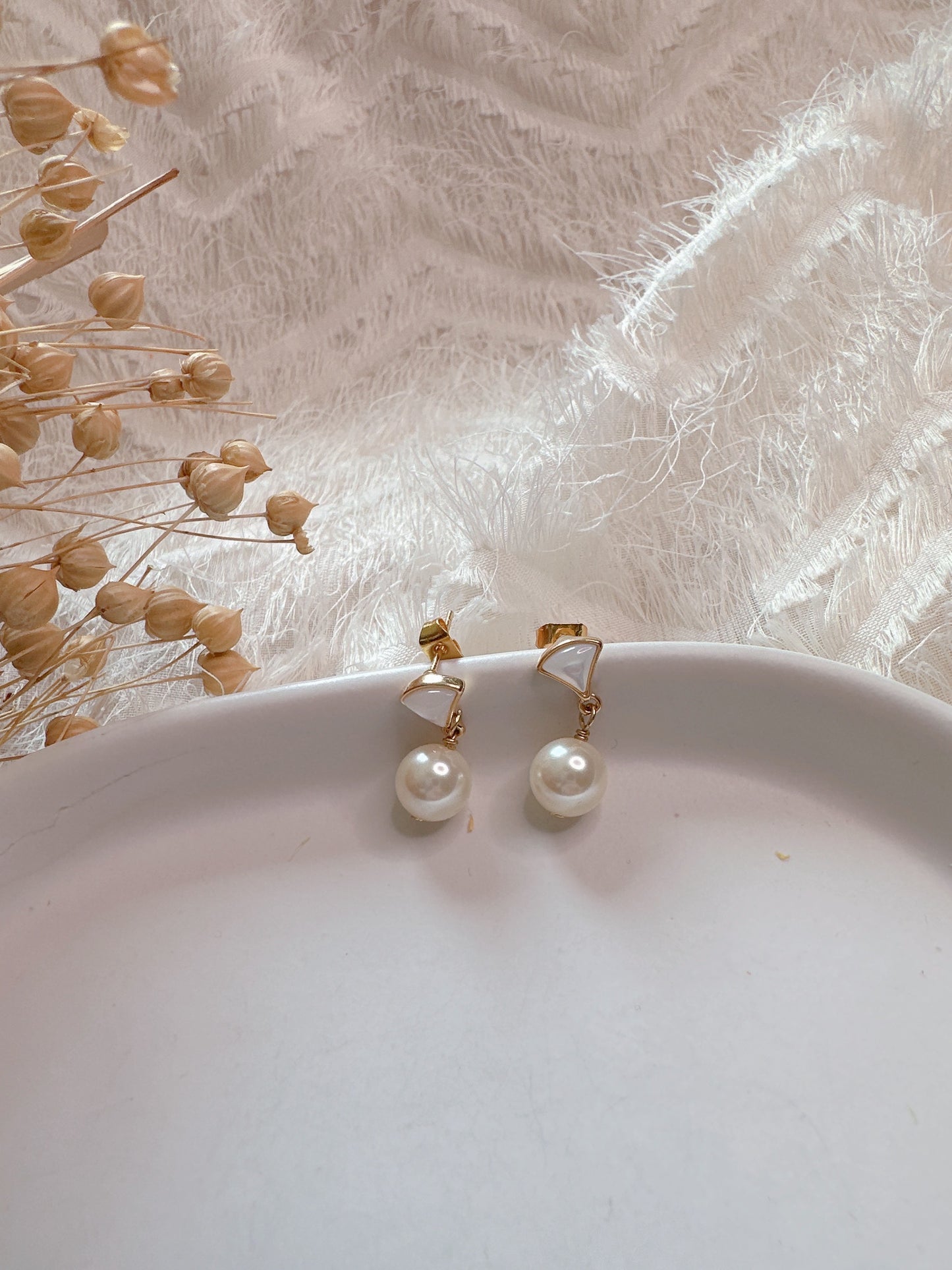 925 silver post pearl earrings