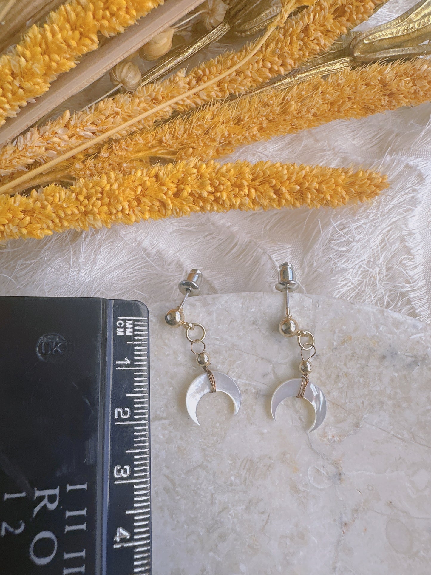 925 Silver post natural shell new moon earrings