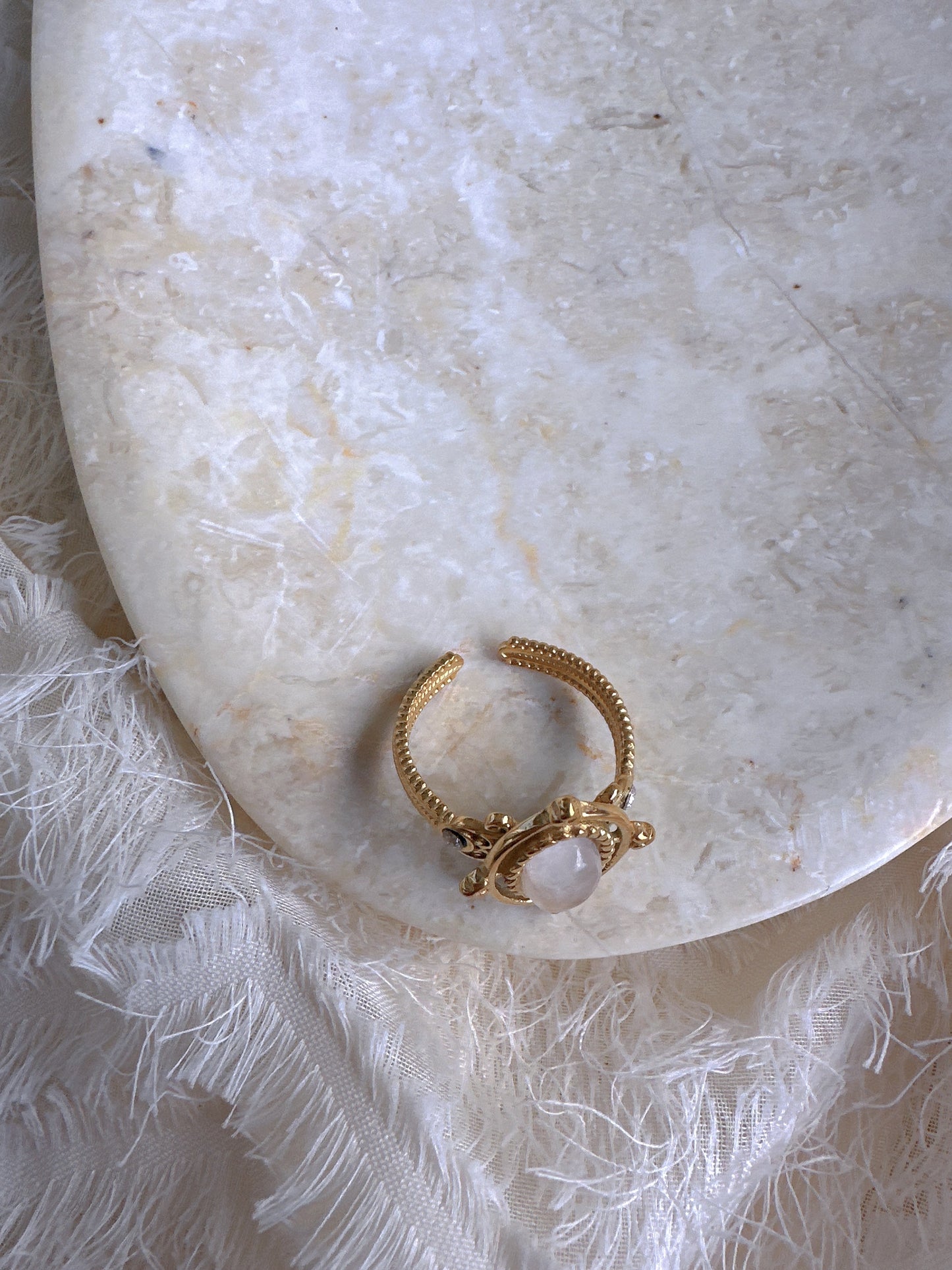 Natural white stone stainless steel adjustable ring