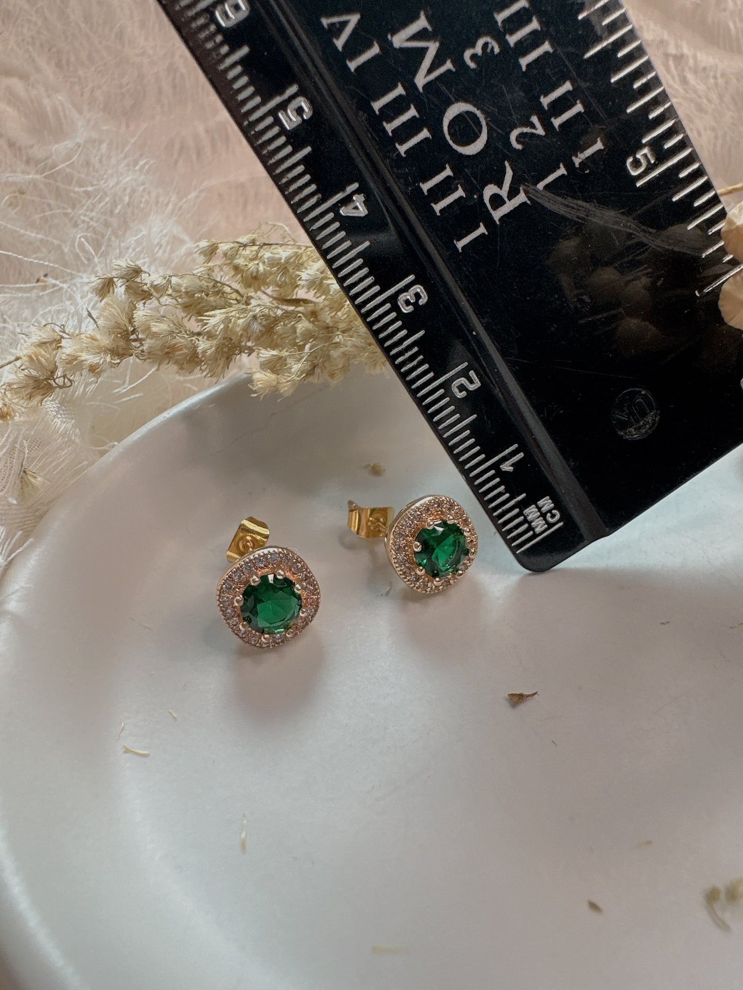 Green gems 925 silver post earrings