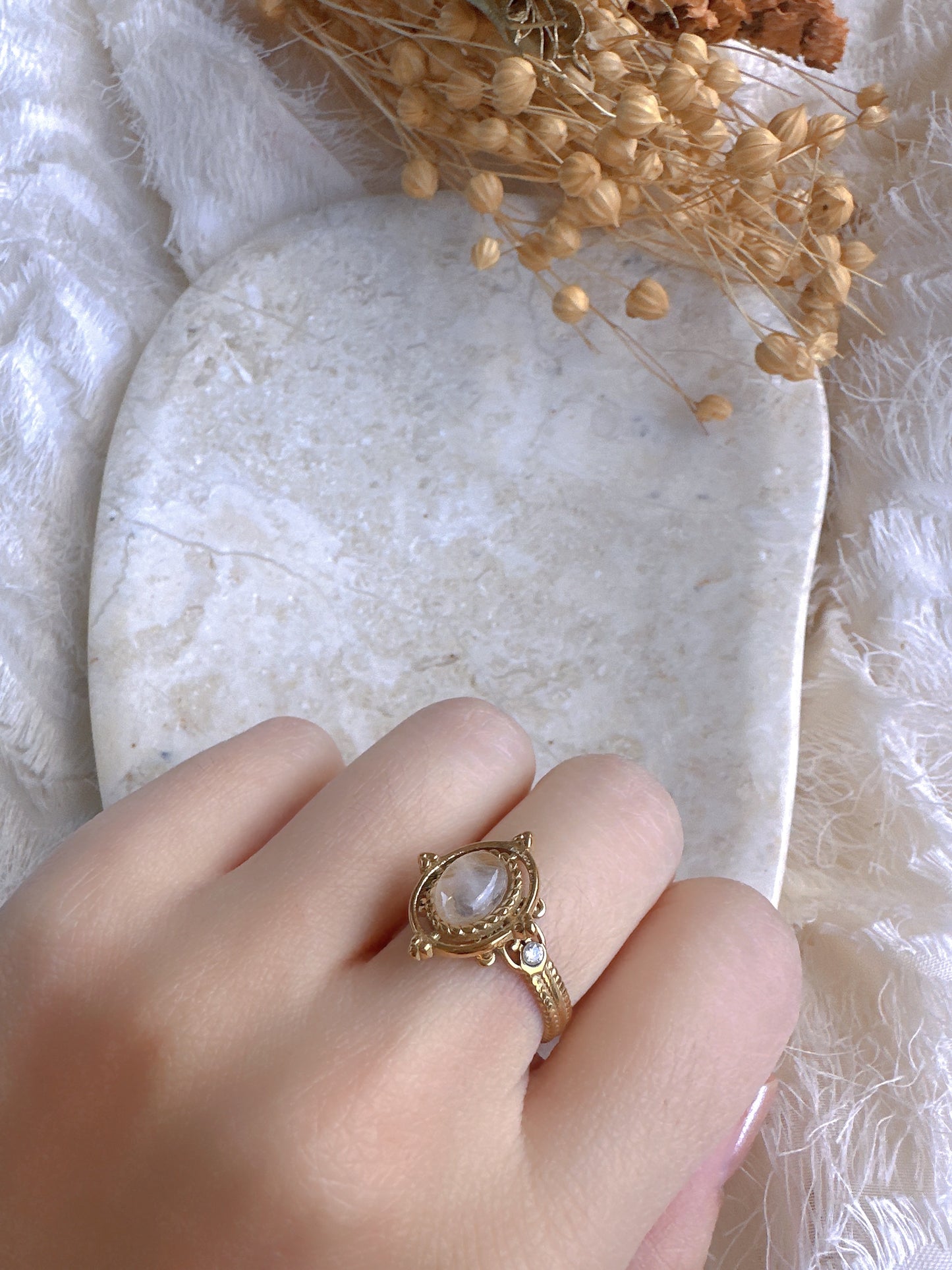Natural white stone stainless steel adjustable ring