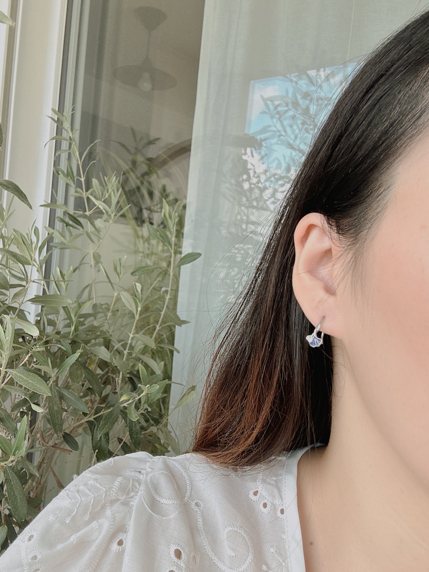 925 sterling silver mini leaves blue earrings