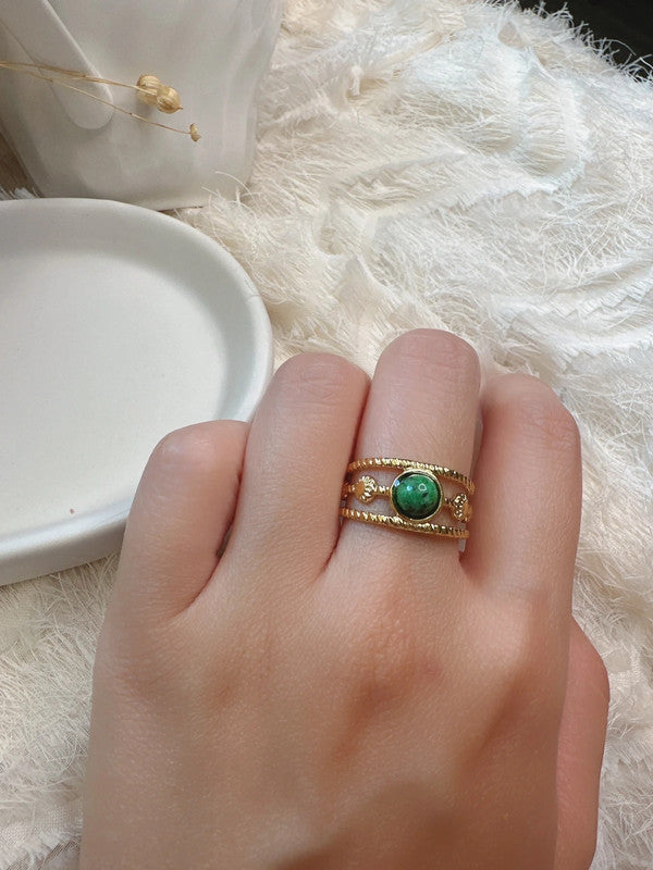 Soul Mate  & Adjustable green stone three layers ring