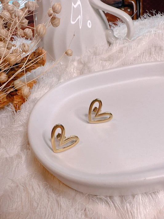 Soul Mate love sketch& - Stainless steel heart shaped earrings