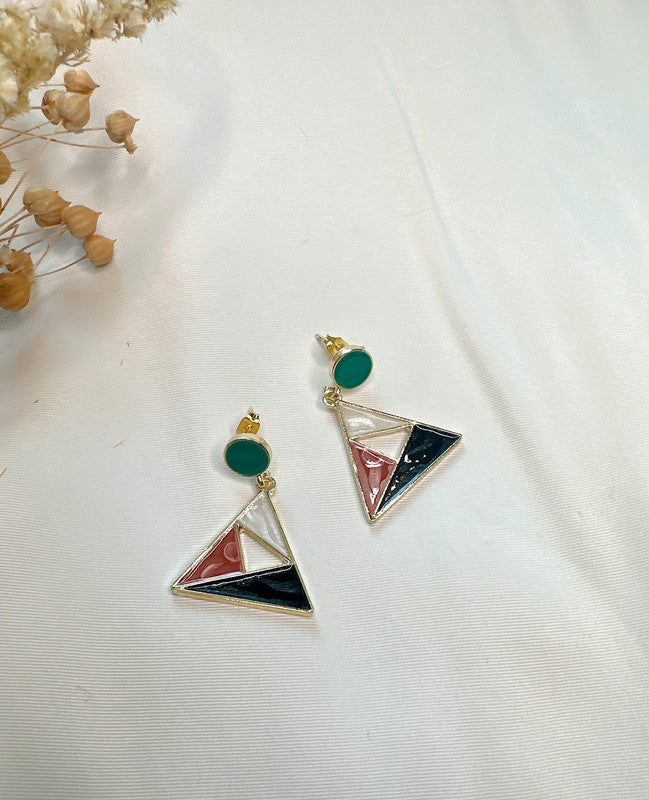 Soul mate & 925 silver post green glass earrings