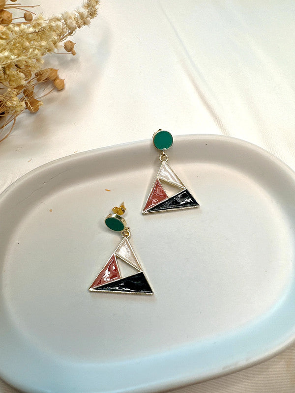 Soul mate & 925 silver post green glass earrings