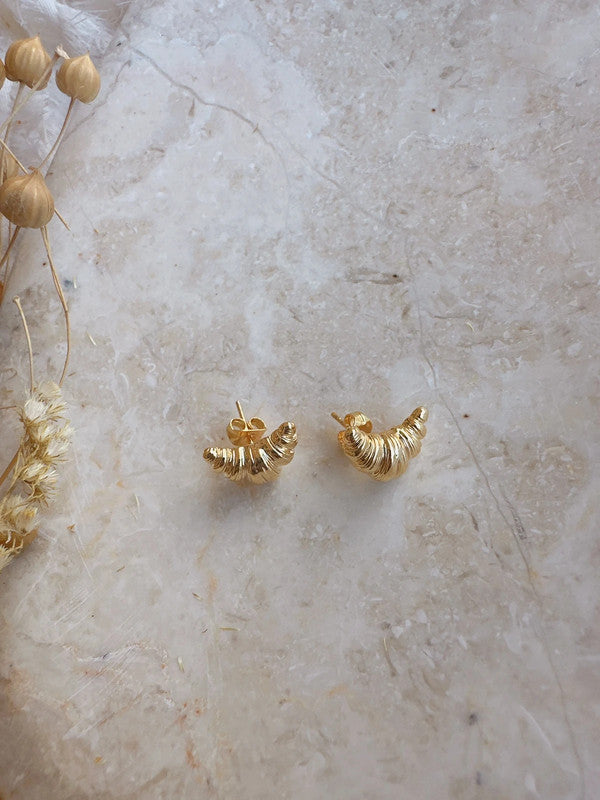 Soul Mate & 925 silver post crossant mini earrings
