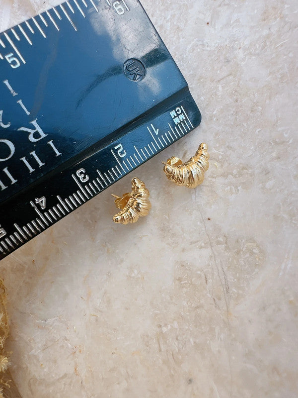 Soul Mate & 925 silver post crossant mini earrings