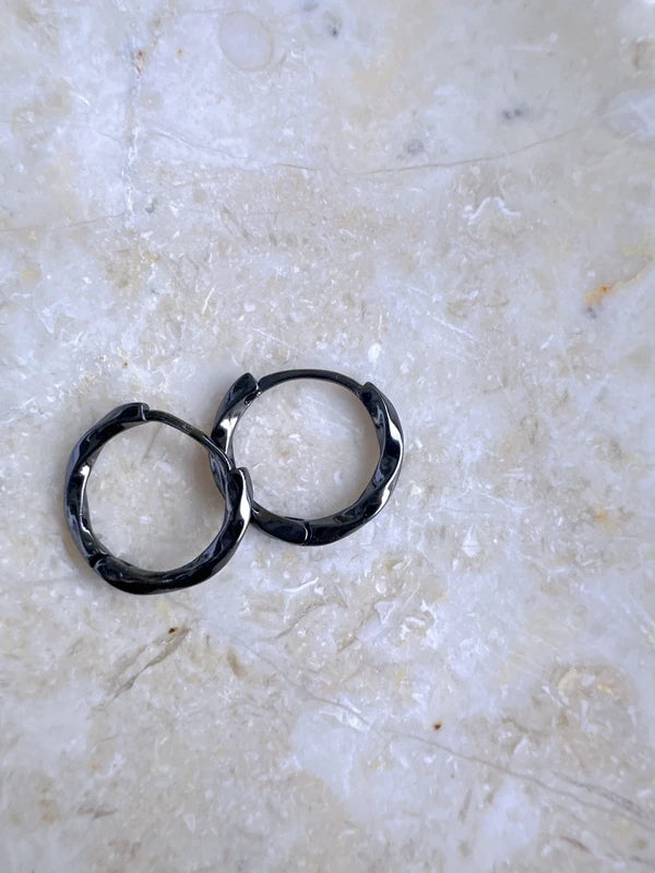 Unisex 925 sterling Silver star  “one earring” (Black)