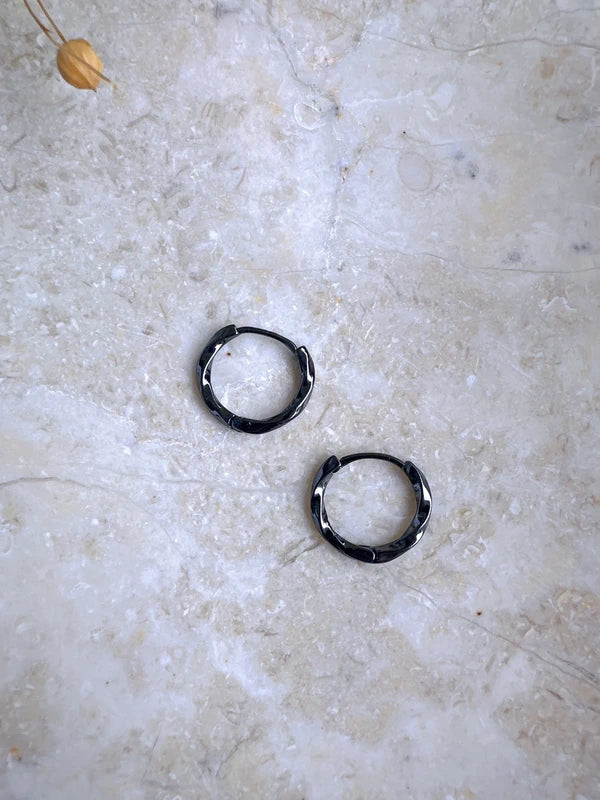 Unisex 925 sterling Silver star  “one earring” (Black)