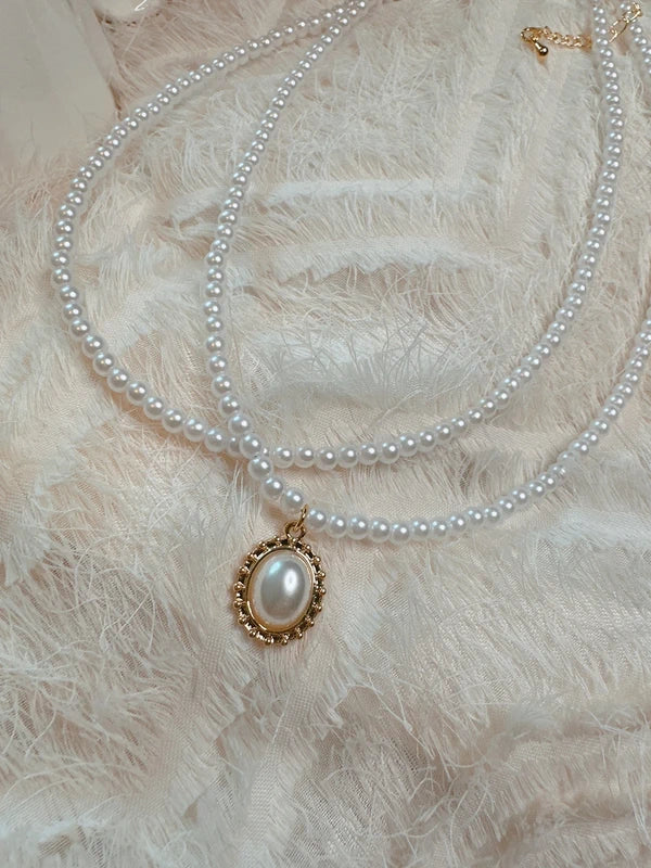 Soul Mate & Vintage style pearl necklace