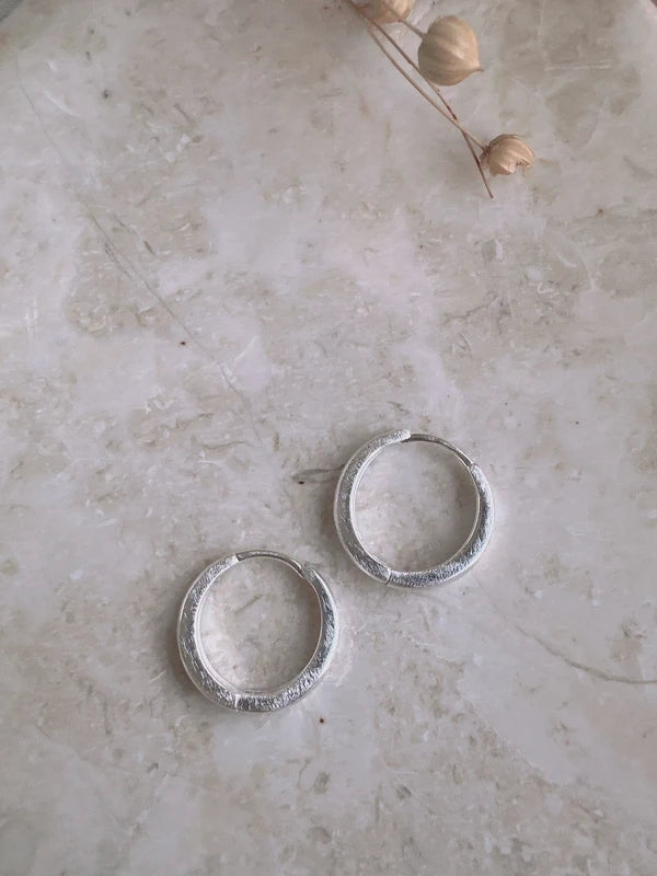 18mm 925 sterling silver minimalist hoop earrings