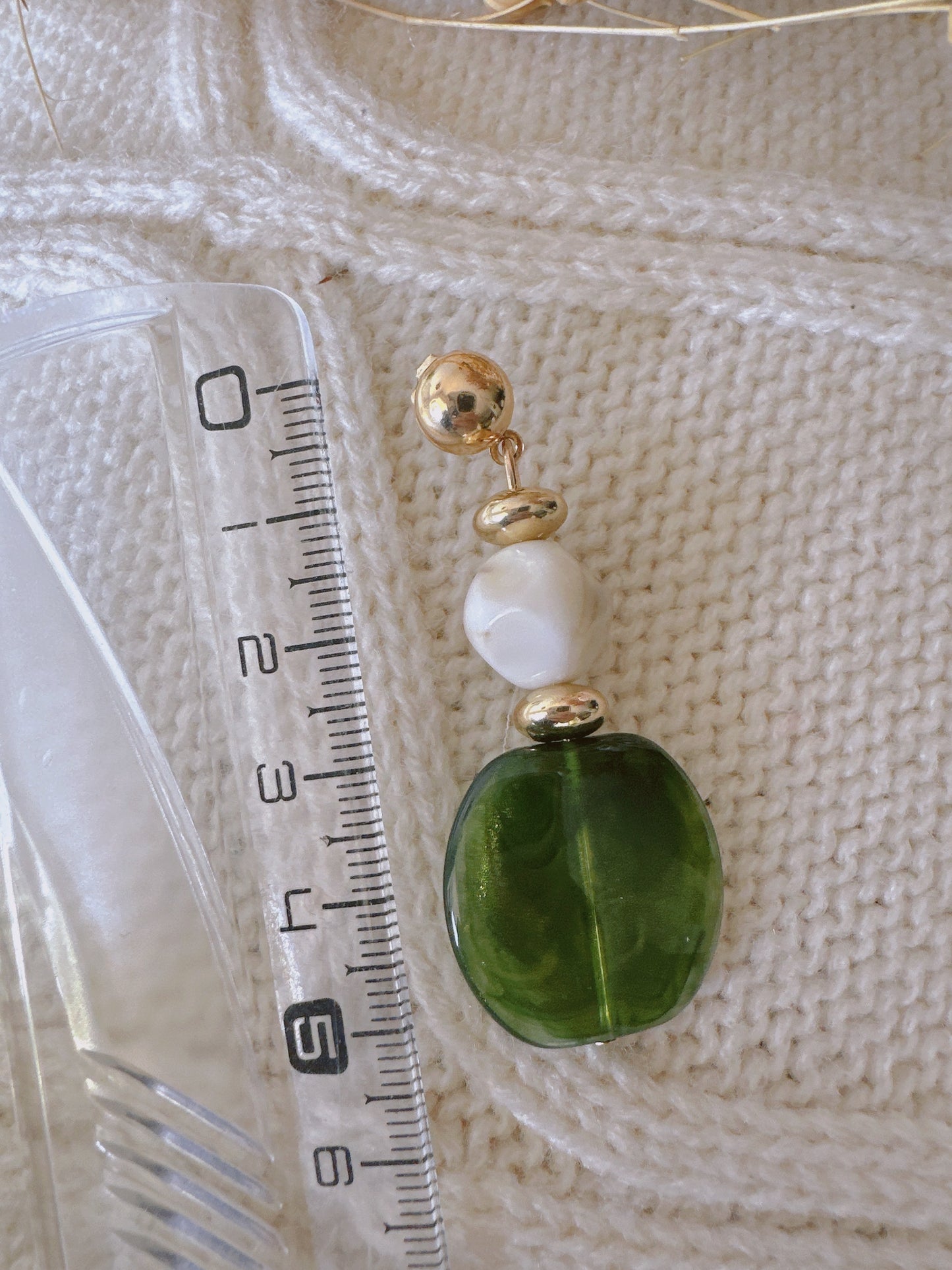Vintage style green 925 silver posts earrings