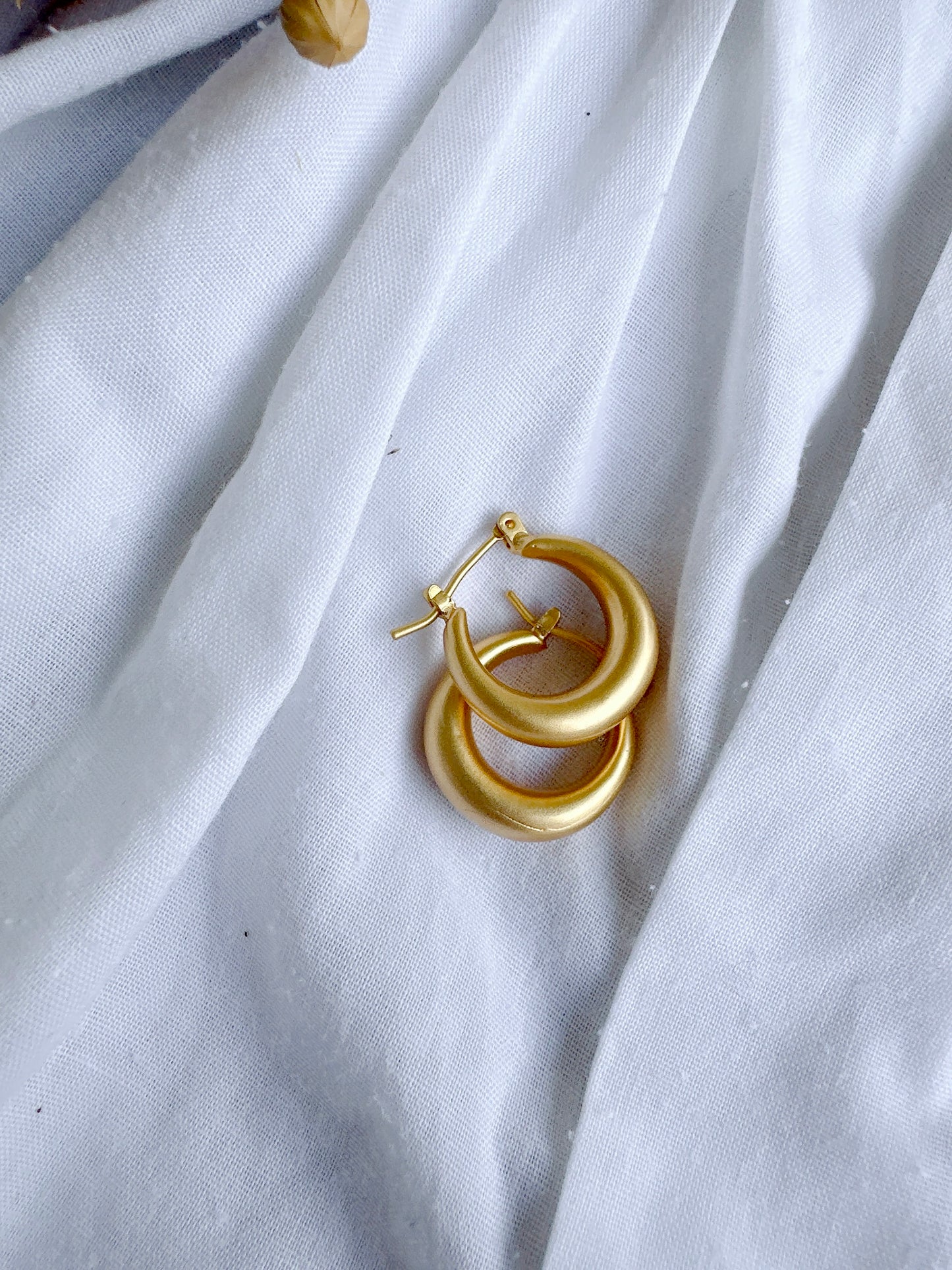 925 silver post mini hoop earrings