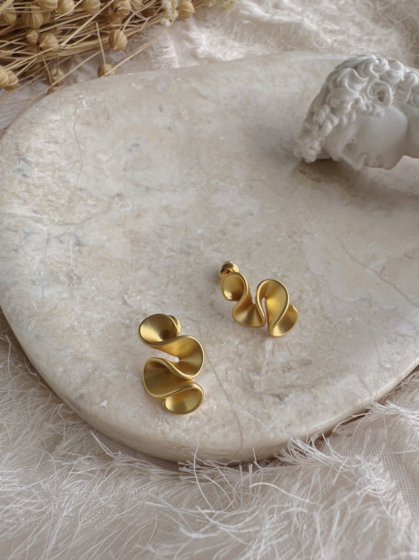 925 Silver post earrings