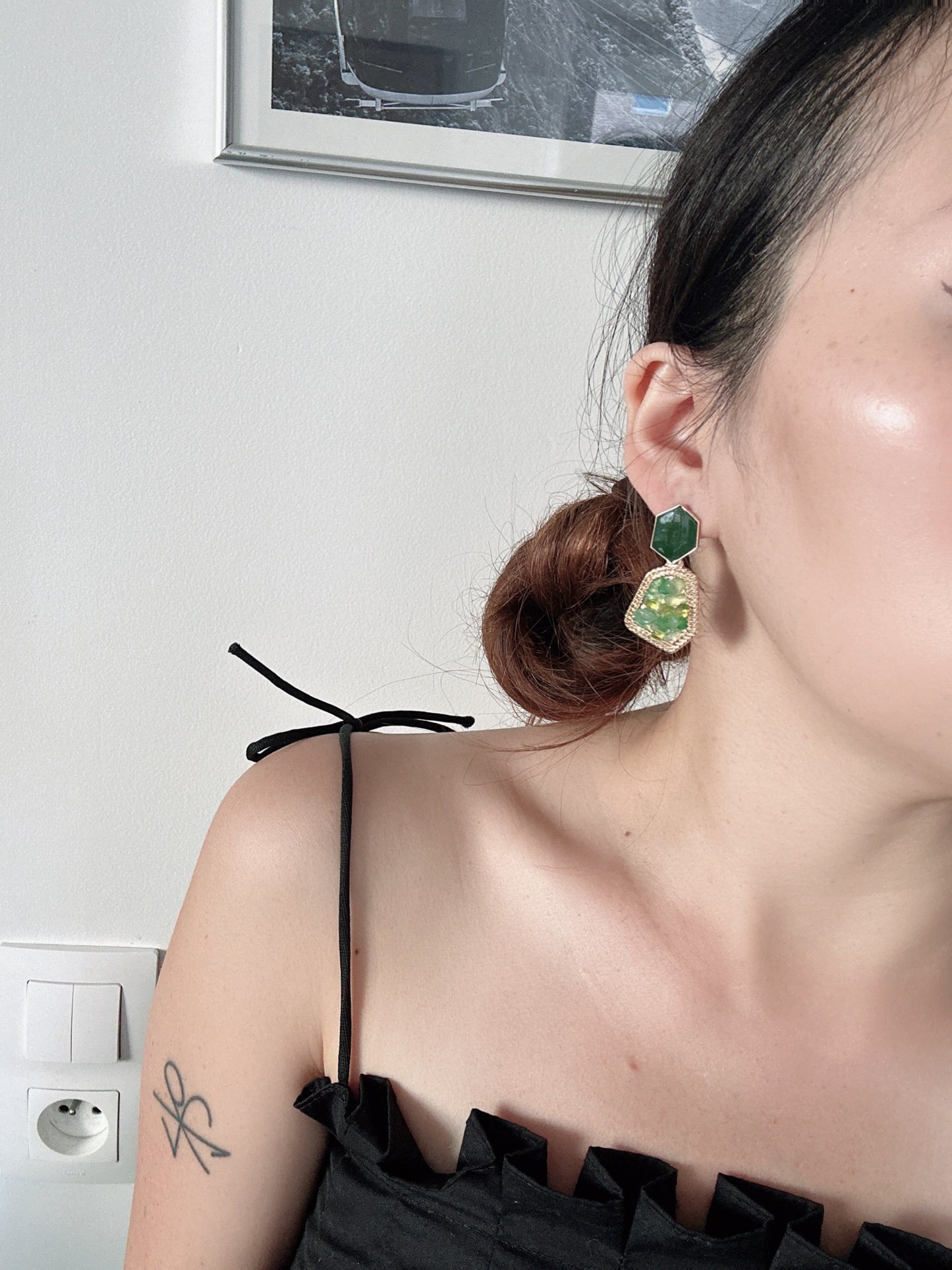 925 silver post green glass earrings