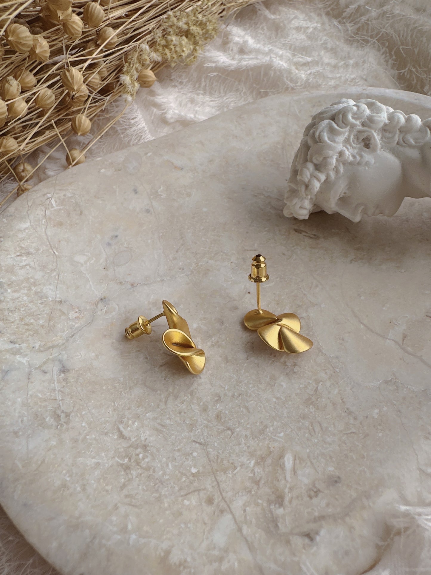 925 Silver post earrings