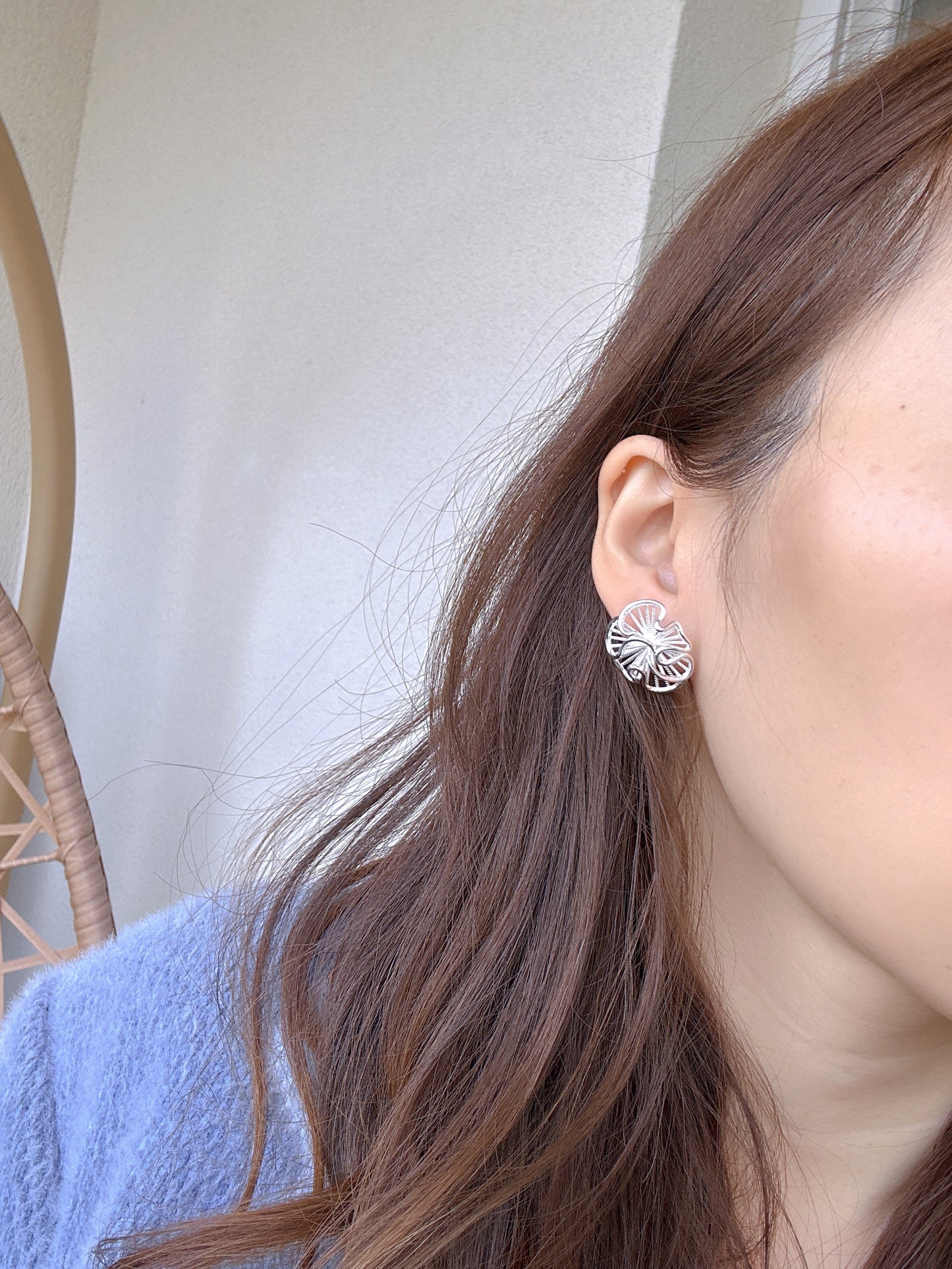 925 Silver post flower earrings