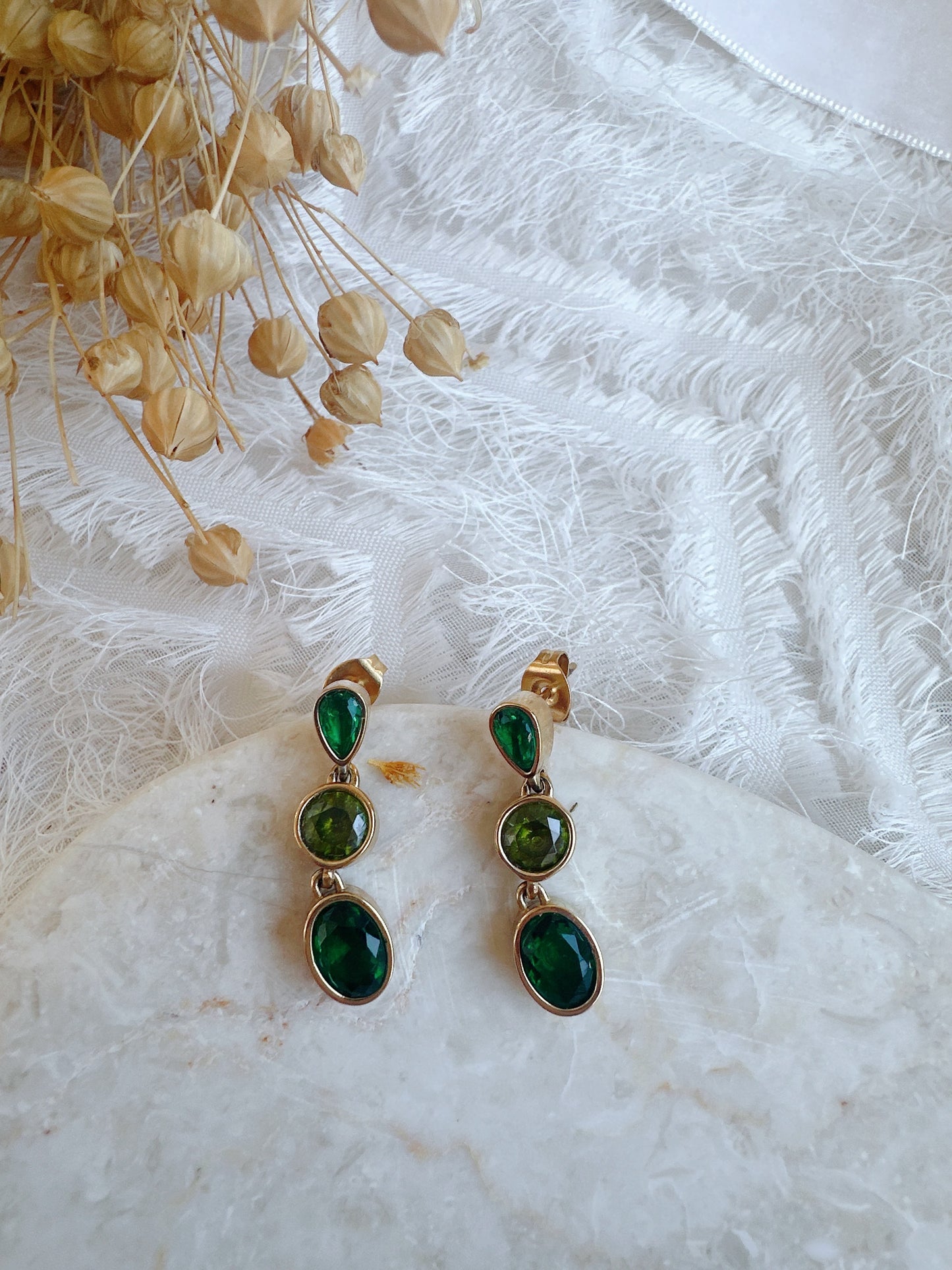 Stainless steel green earrings