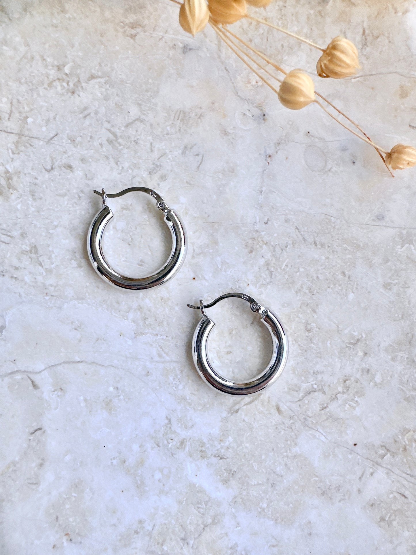 925 sterling Silver Classic hoop earrings