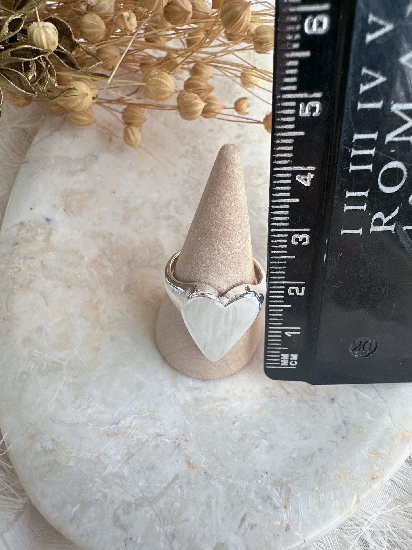 Soul Mate  & green 925 sterling silver heart shaped minimalist  adjustable ring