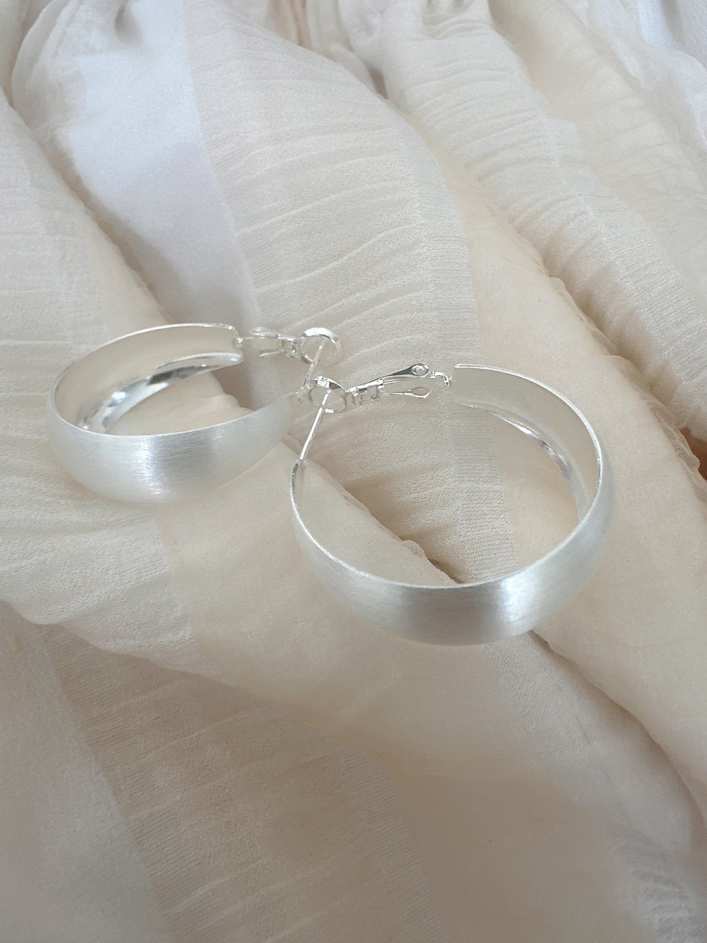 3 cm 925 silver posts classic hoop earrings