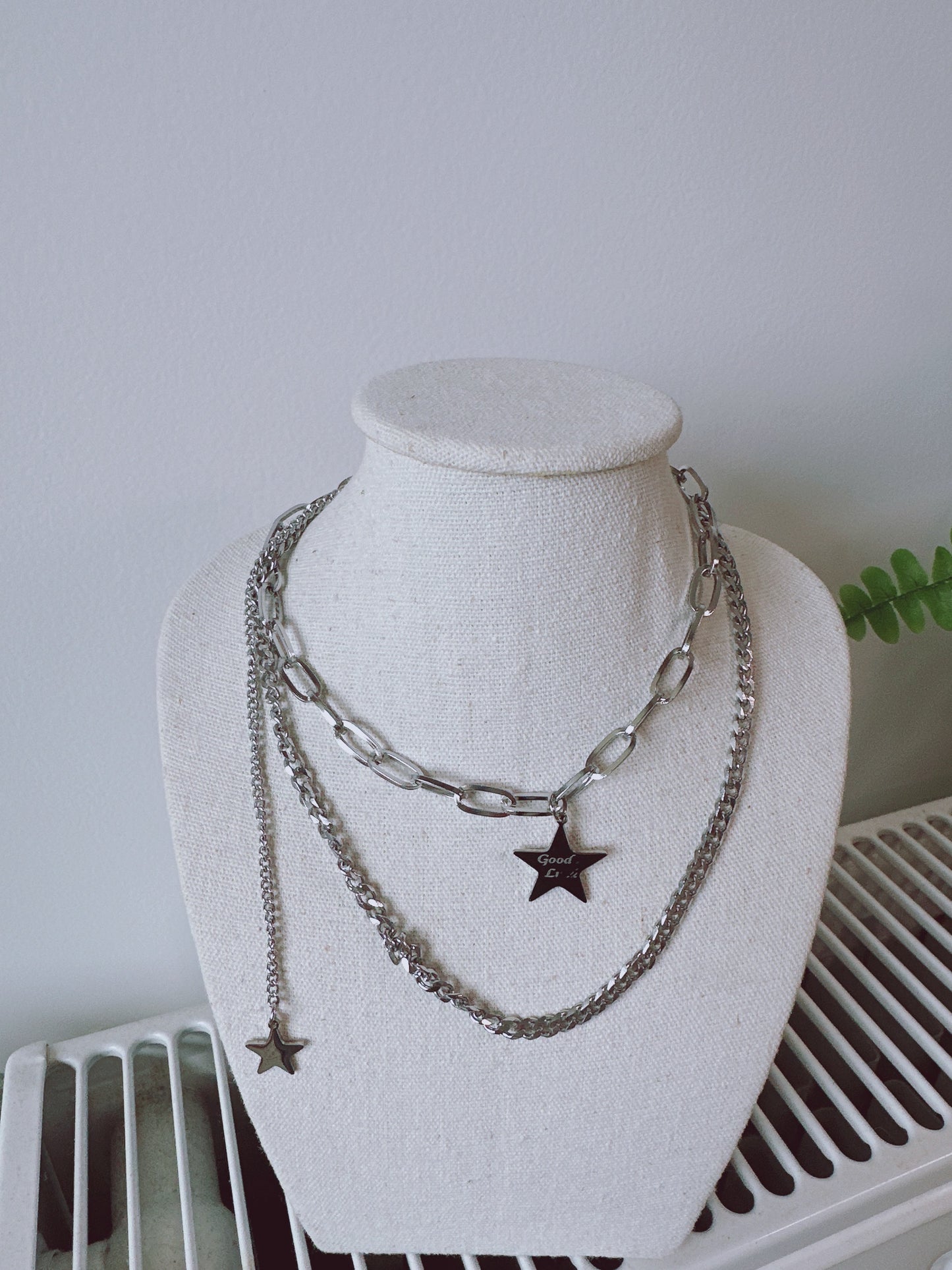 2 layers stars necklaces silver color