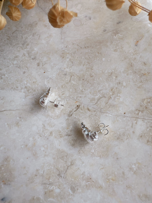 925 Silver post croissant mini earrings