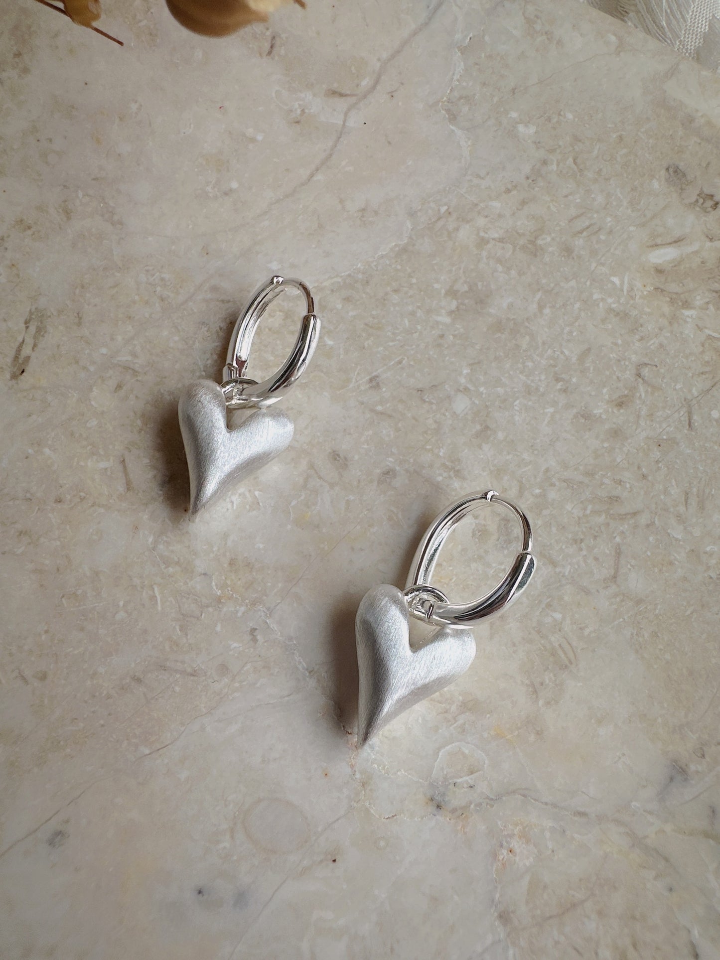 925 silver post heart drop earrings