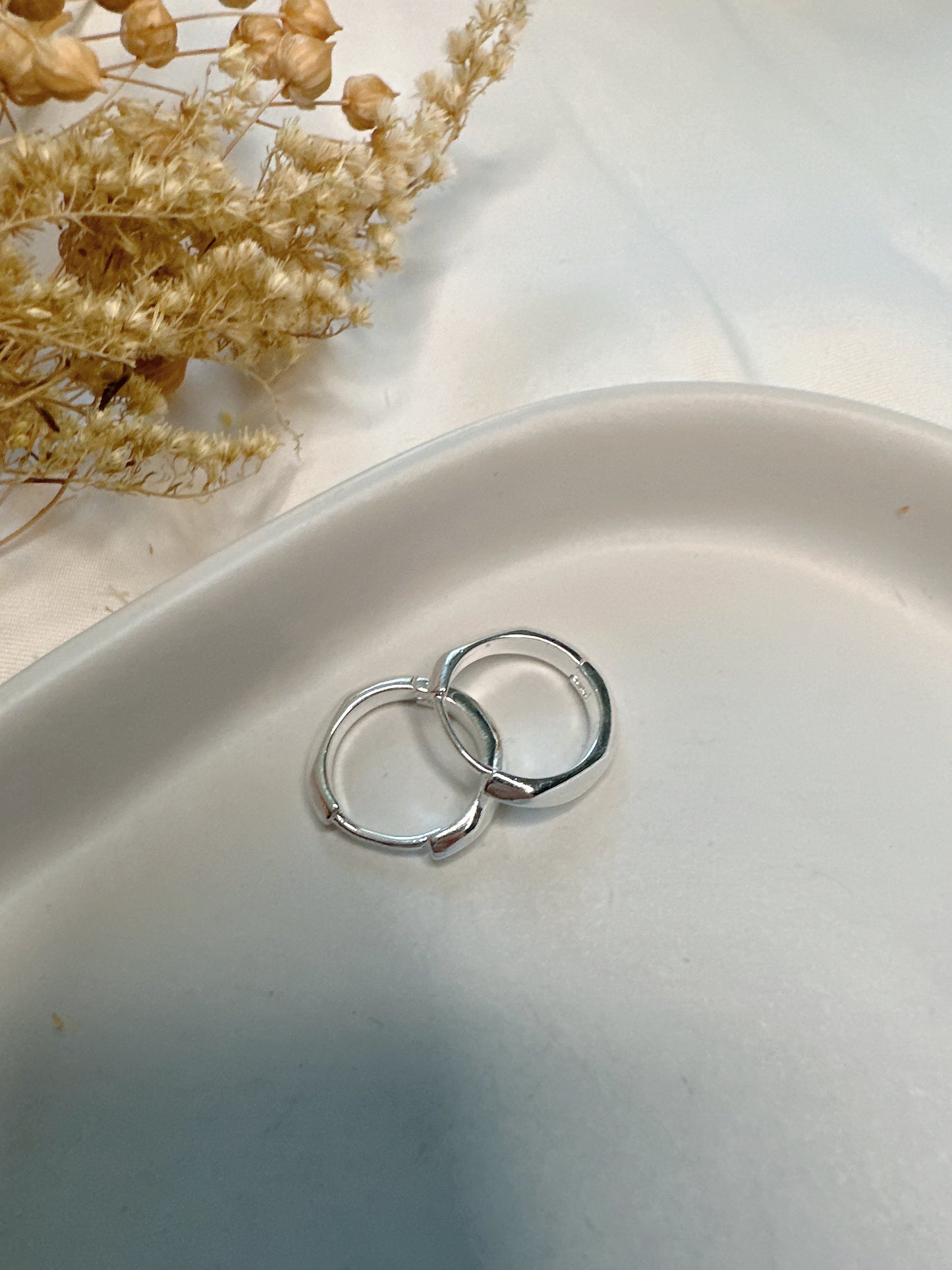 925 sterling silver mini hoop earring