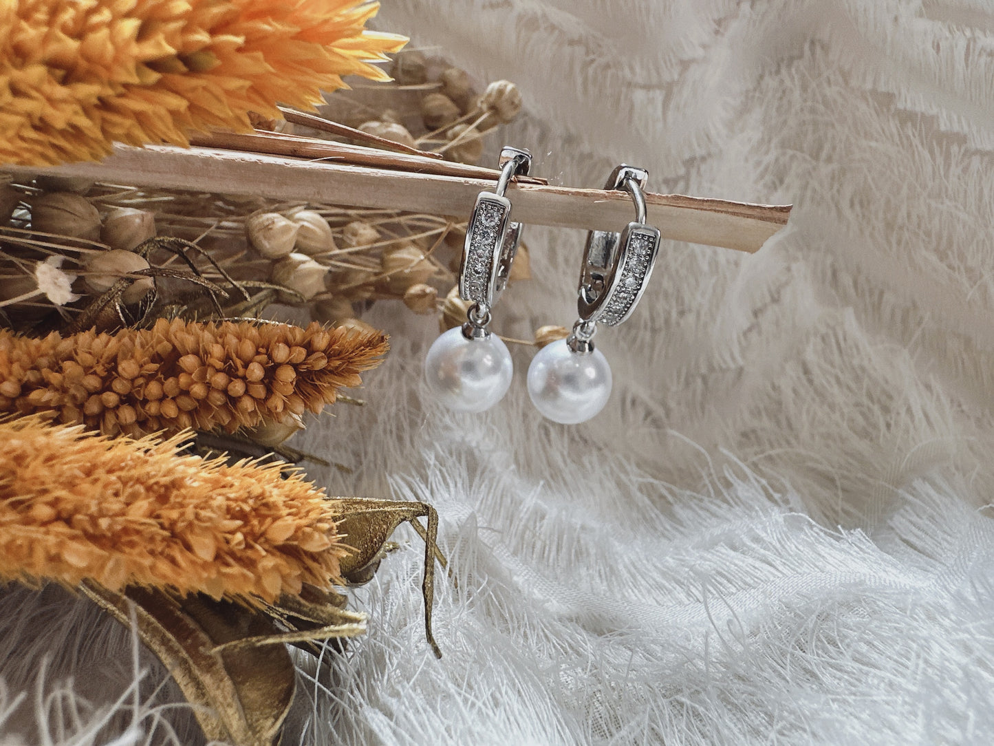 Pearl silver earrings