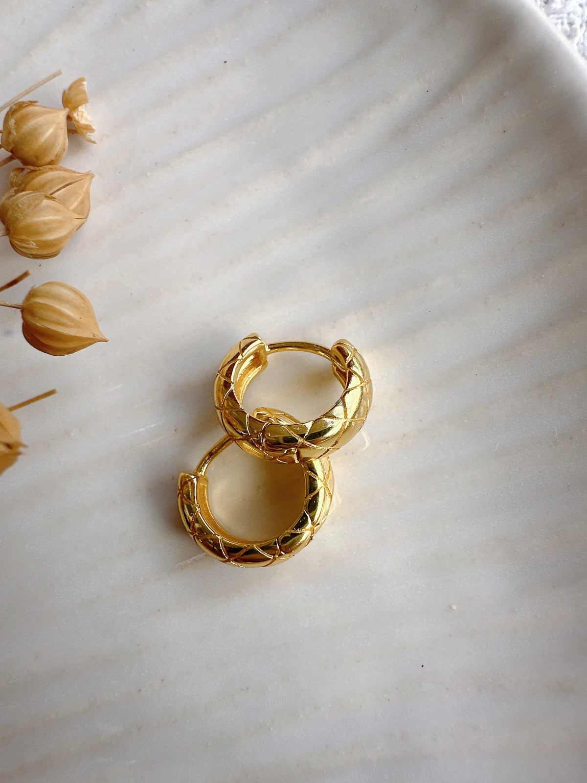 13mm 925 Sterling Silver Gold Plated Texured Hoop earrings